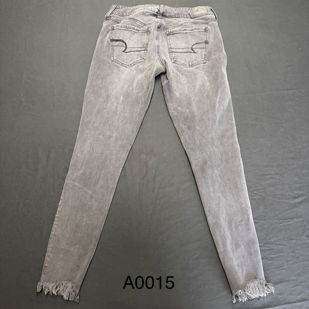 American Eagle Super Stretch‎ X Skinny Jeans Gray Distressed Frayed Hem Size 4 - Picture 10 of 12